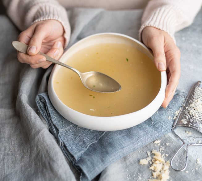 Brodo di croste di Parmigiano Reggiano
